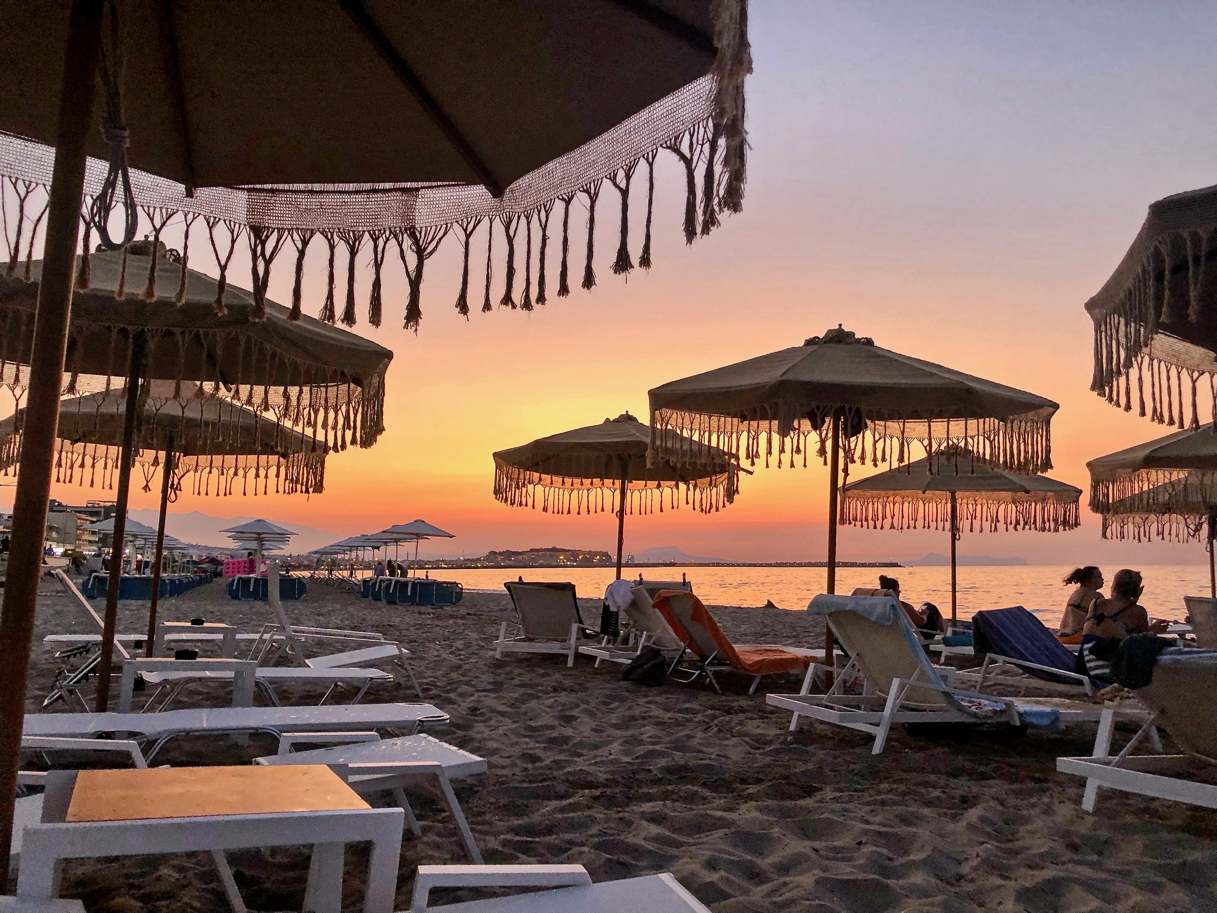 Retghymnon beach at dusk - Amazing Villas in Crete